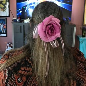 Rose barrette